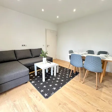 Zwischen Koeln/bonn شقة *