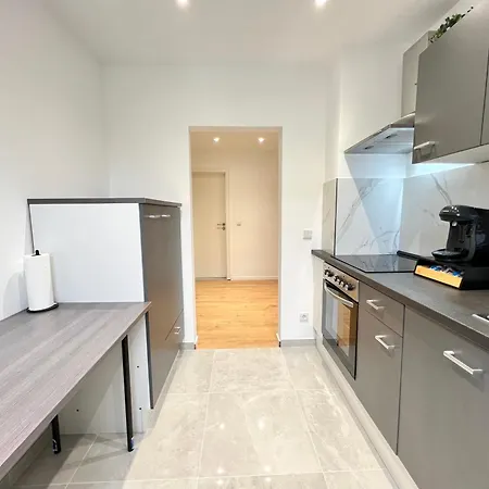 Zwischen Koeln/bonn *