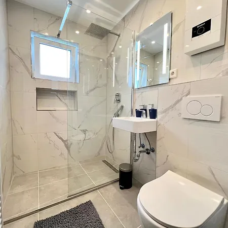 Zwischen Koeln/bonn فيسيلينغ